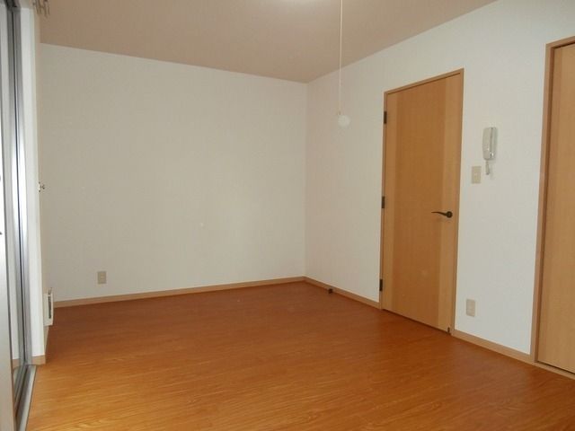 その他部屋・スペース　★ちょっと広めの洋室８.０帖です★