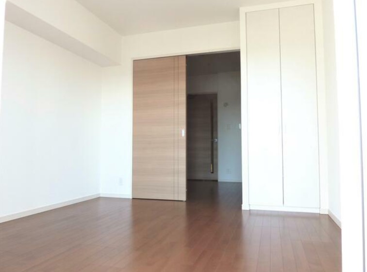 居室・リビング　★明るい居室★