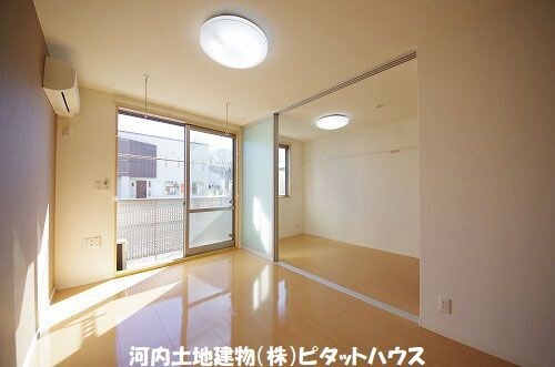 居室・リビング　ＬＤＫ（類似室内）