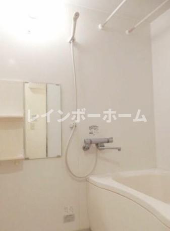 バス・シャワールーム　お風呂です