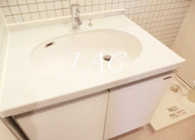 洗面設備　洗面台です。