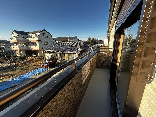 バルコニー　陽当たり良好のバルコニー