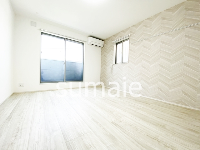 居室・リビング　★明るいお部屋です★