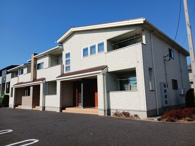 建物外観　落ち着いた雰囲気の外観です