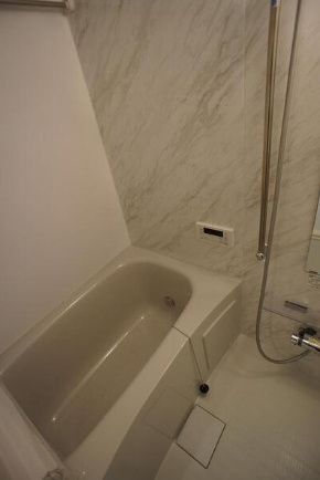バス・シャワールーム　☆ゆっくりくつろげるお風呂☆