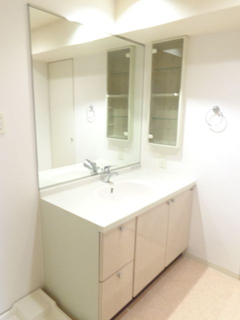 洗面設備　独立洗面台