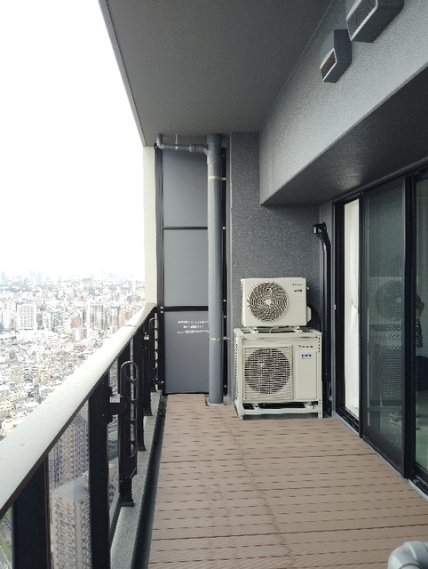 バルコニー　バルコニー