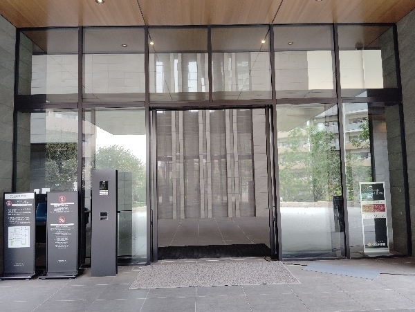 エントランス　オートロック