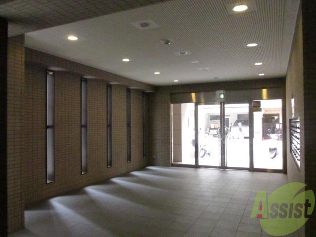 ロビー　広々エントランス