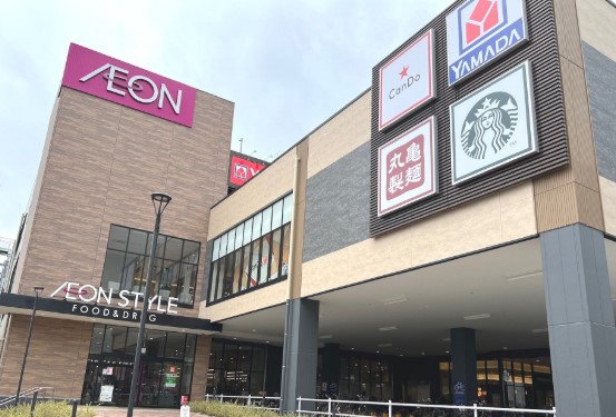 ショッピングセンター　イオンスタイル赤羽（ショッピングセンター）まで383m