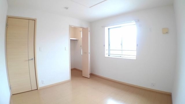 収納　ウォークインクローゼット