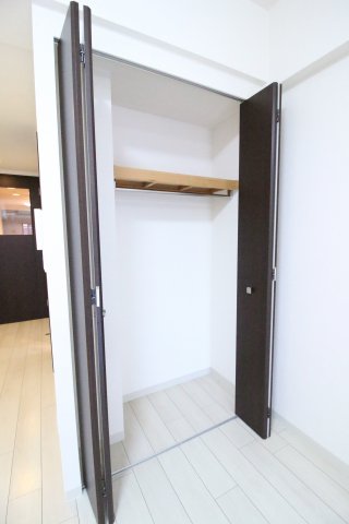 収納　同物件別部屋写真