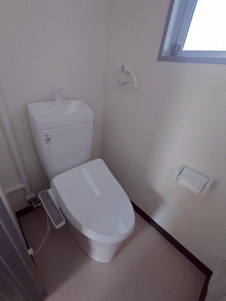 成出ハイツのトイレ写真