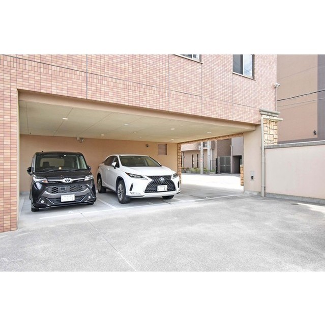 駐車場　カースペースがあります