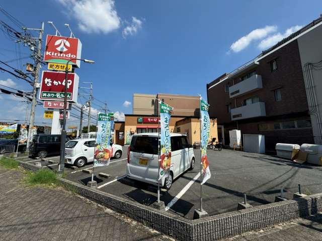 飲食店　なか卯（飲食店）まで829m