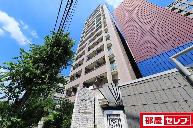 建物外観　アクセスのいい立地のおしゃれなマンションです
