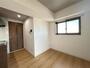 居室・リビング　角部屋２面採光のお部屋です