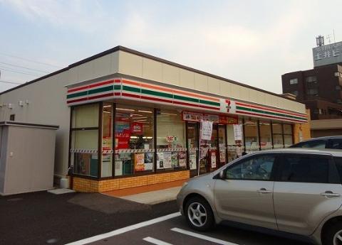コンビニ　セブンイレブン金沢米泉10丁目店（コンビニ）まで609m