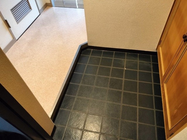 玄関　現況優先