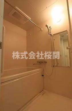 バス・シャワールーム　※他号室参考写真