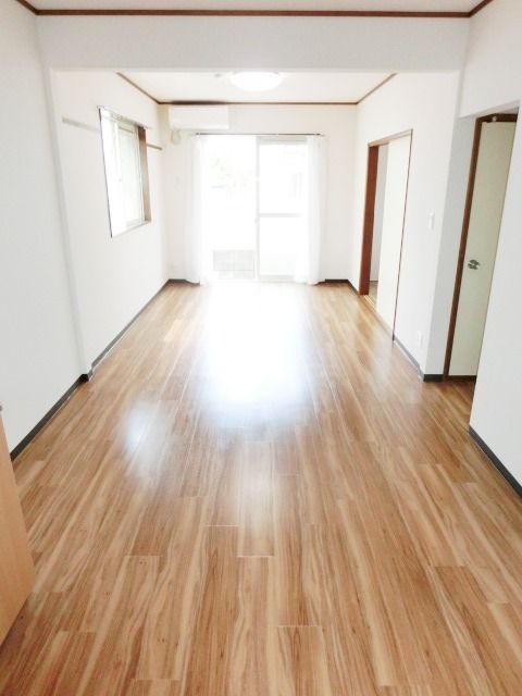 その他部屋・スペース　リビング広々しています
