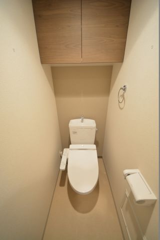 トイレ　プレサンス松屋町駅前　ウォシュレット付