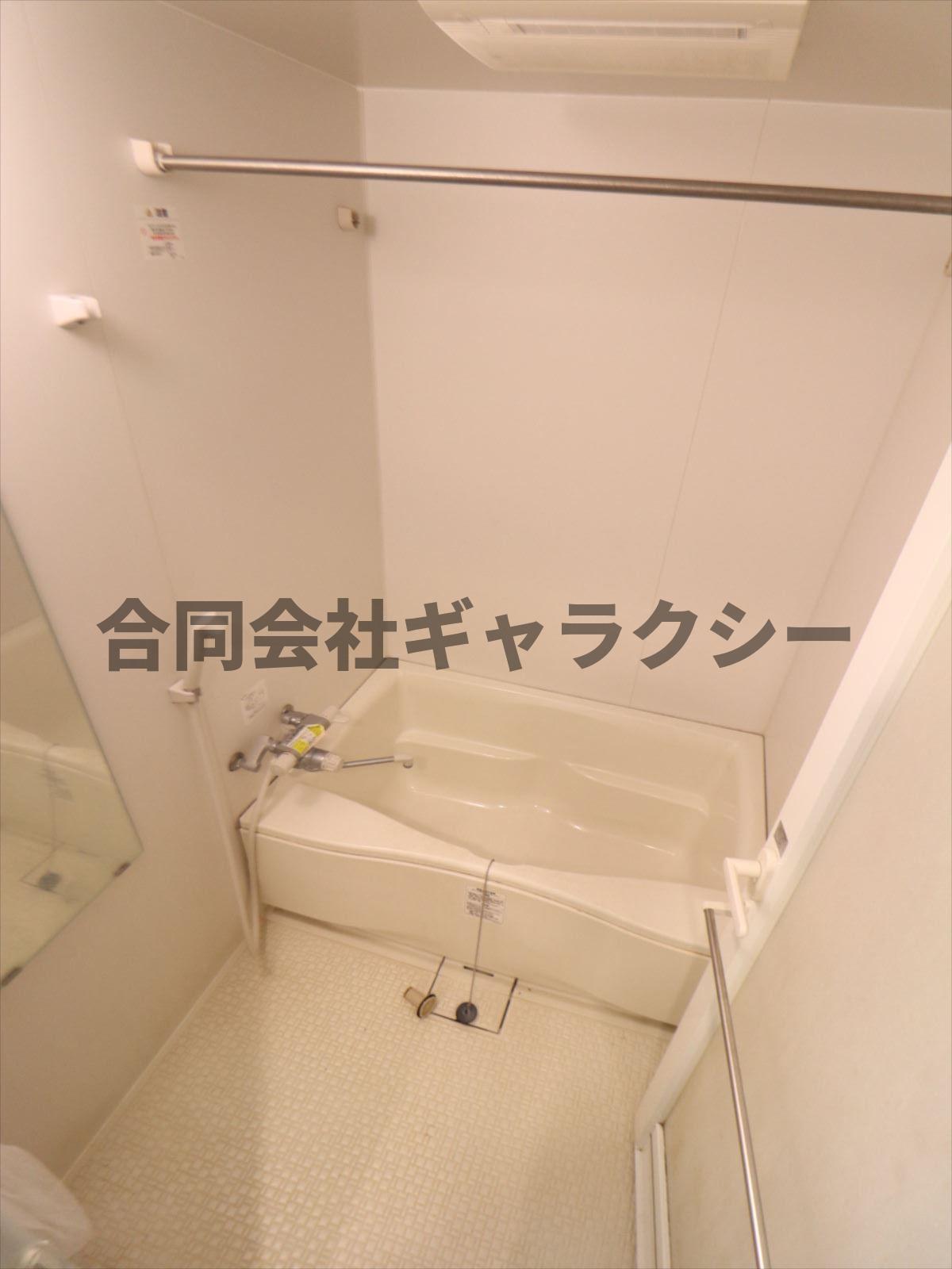 バス・シャワールーム　浴室乾燥機能付き