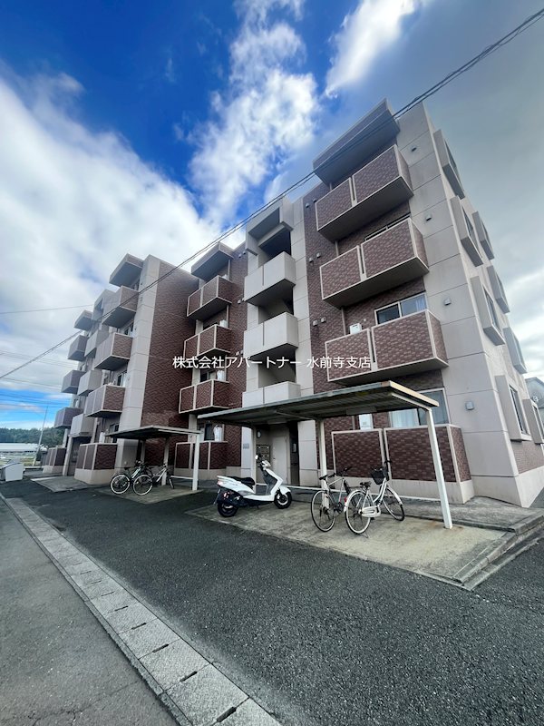 建物外観　グリーンパレス山鹿へようこそ！