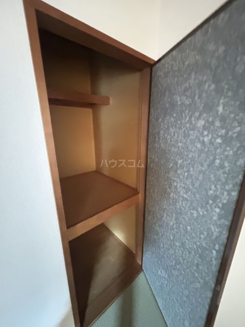 シャレローズの内装写真