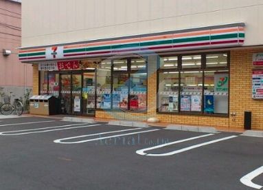 コンビニ　セブンイレブン江戸川東葛西十丁川店（コンビニ）まで180m