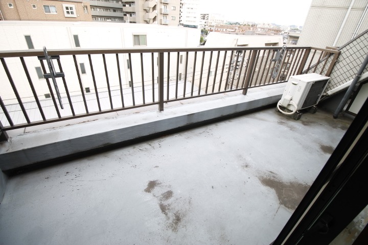 バルコニー　※他部屋参考写真