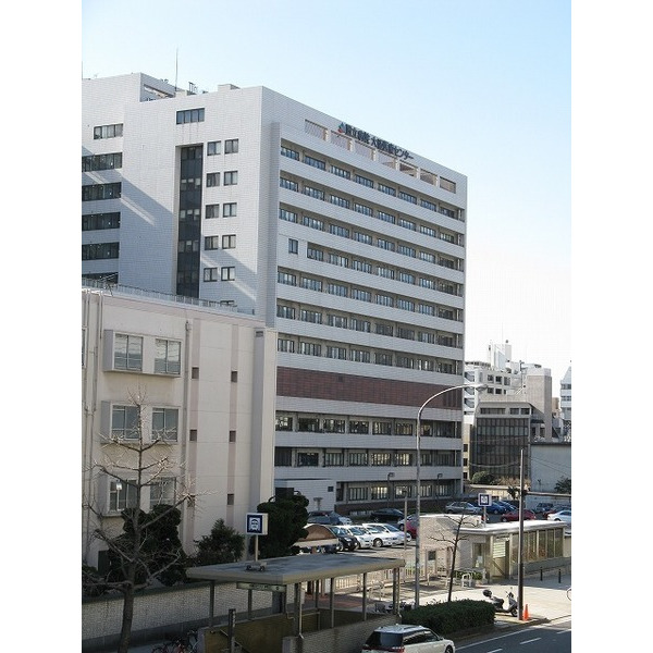 病院　独立行政法人国立病院機構大阪医療（病院）まで706m