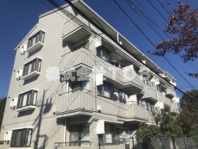 建物外観　落ち着いた雰囲気の外観です