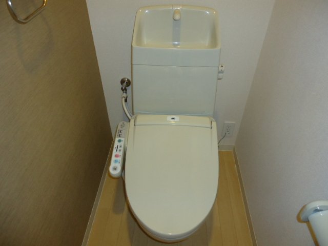 トイレ　トイレ