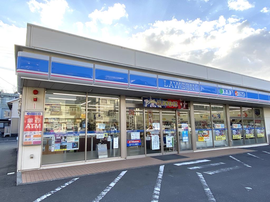 コンビニ　ローソン 鹿児島上荒田町店　（徒歩5分）（コンビニ）まで350m