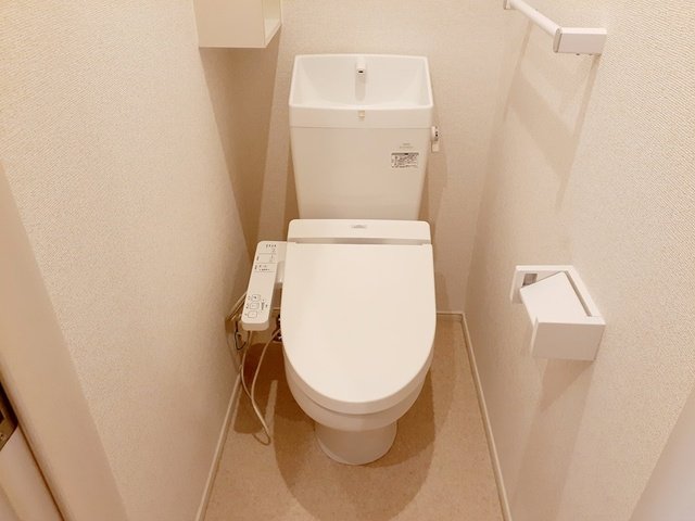 トイレ　シンプルで使いやすいトイレです