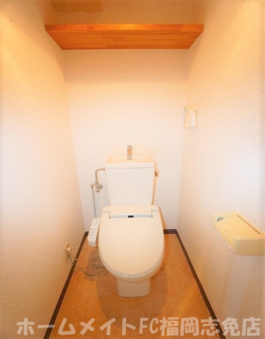 ＪＲ篠栗線 原町駅 6階建 築29年のトイレ写真