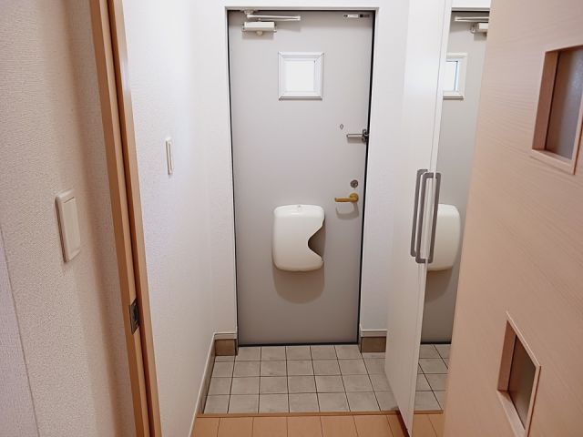 ブリッサBの玄関写真