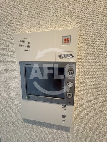 セキュリティ　セレニテ難波西アリエ　TVモニター
