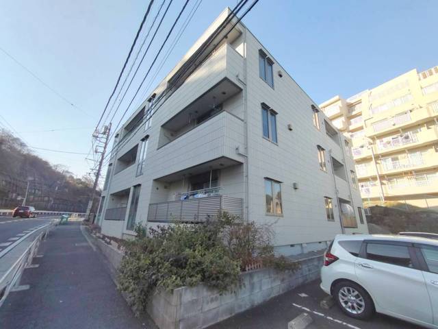 エントランス　耐震耐火性に優れた旭化成ヘーベルメゾン