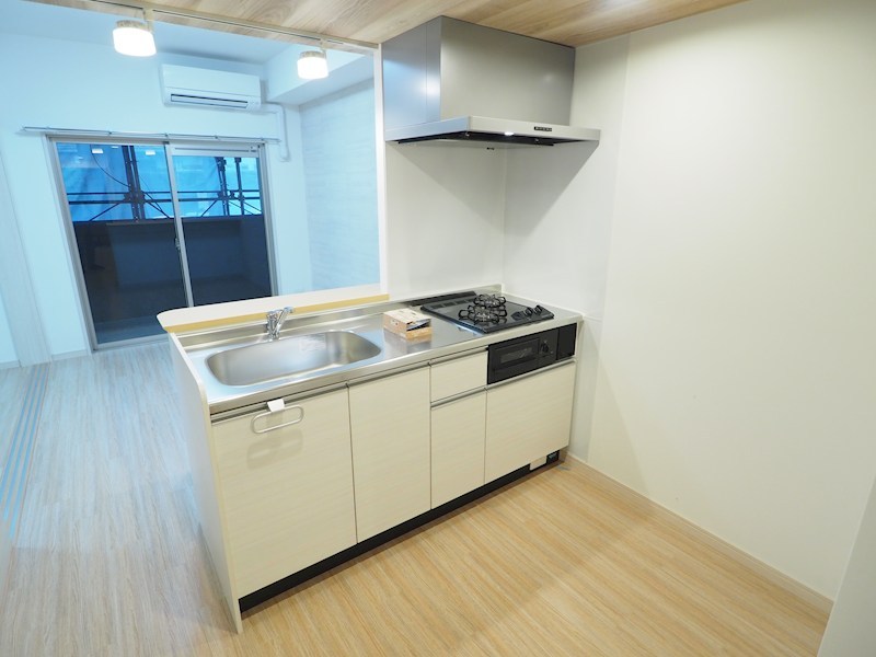 キッチン　カウンターキッチンのお部屋です。