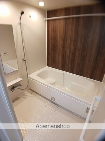 ＪＲ山陽本線 防府駅 バス乗車時間：11分 最寄りバス停で下車 徒歩8分 2階建 築1年の風呂写真