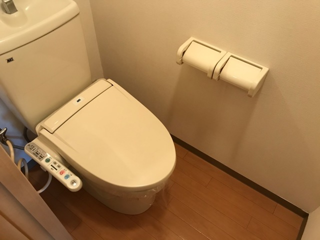 トイレ　トイレ