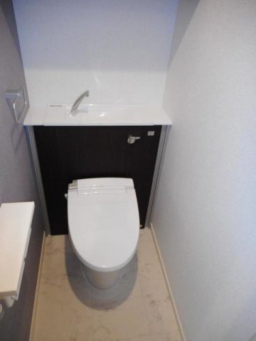 トイレ　シンプルで使いやすいトイレです
