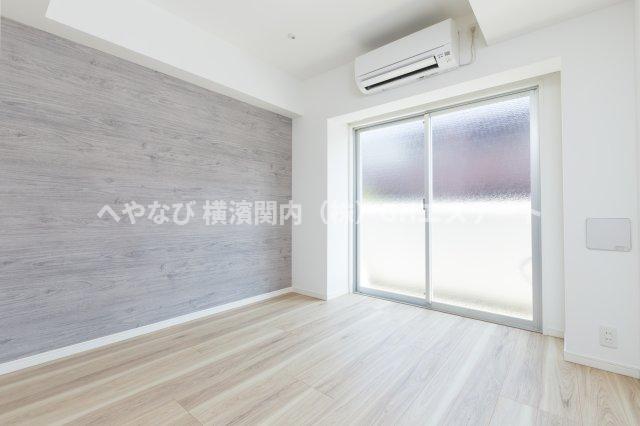 居室・リビング　※同タイプ参考写真です（カラータイプが異なる場合がございます