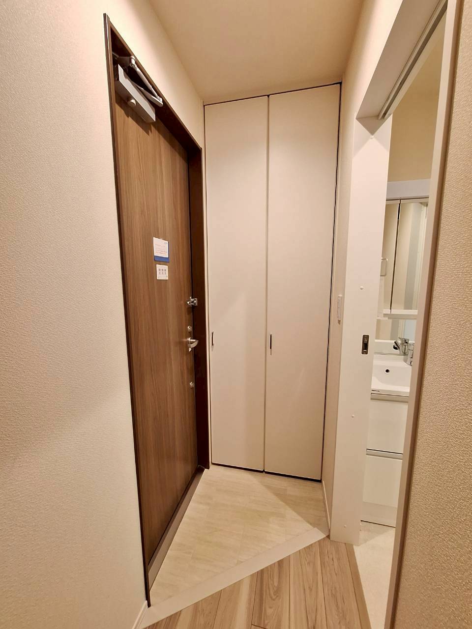 玄関　玄関