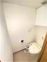 トイレ　温水洗浄便座・収納多数完備