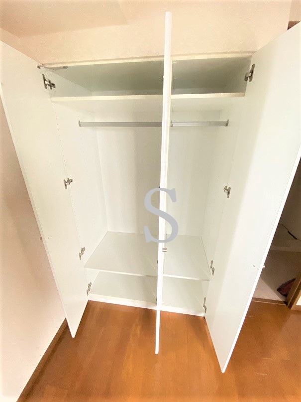 収納　クローゼット複数あり