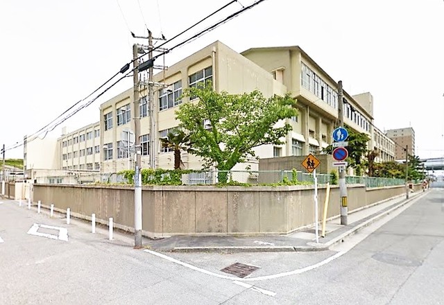 【古川町貸家の中学校】