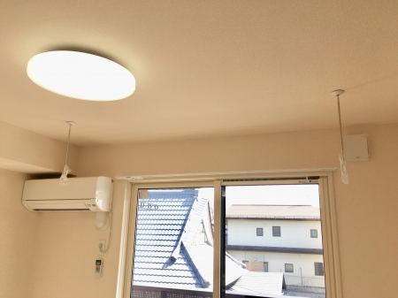 その他設備　室内物干し